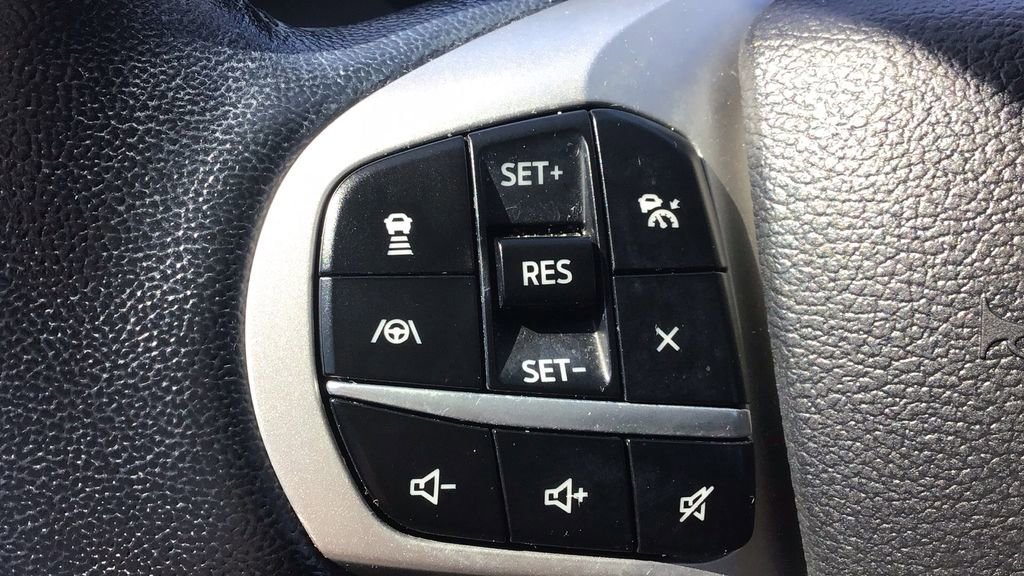 Certified 2022 Ford Explorer Limited w/ Equipment Group 301A image 28