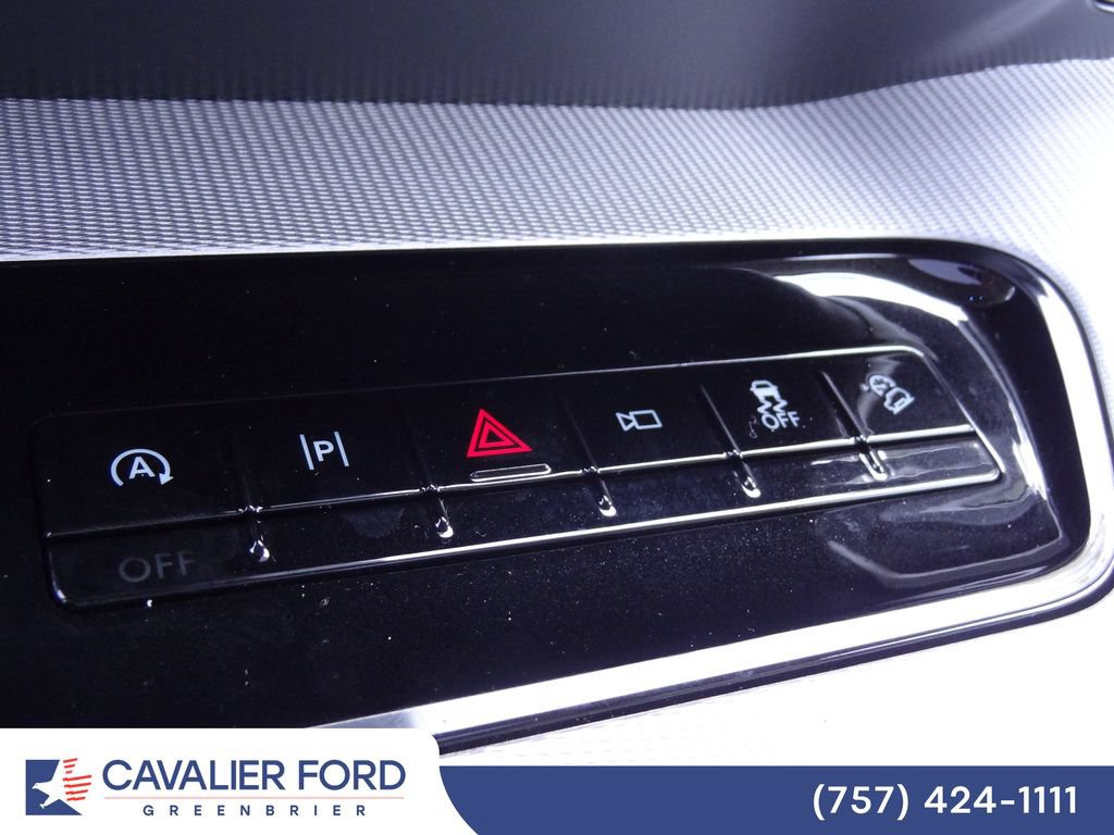 Certified 2026 Ford Expedition Active AWD/4WD image 40