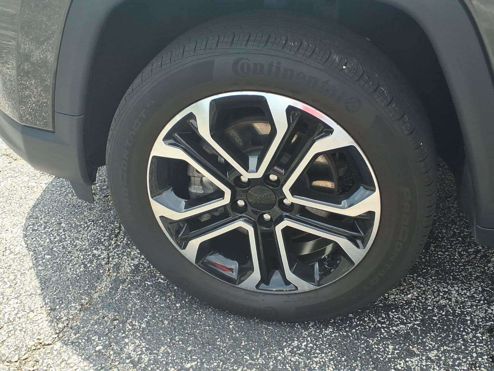 Used 2022 Jeep Compass Limited AWD/4WD image 19
