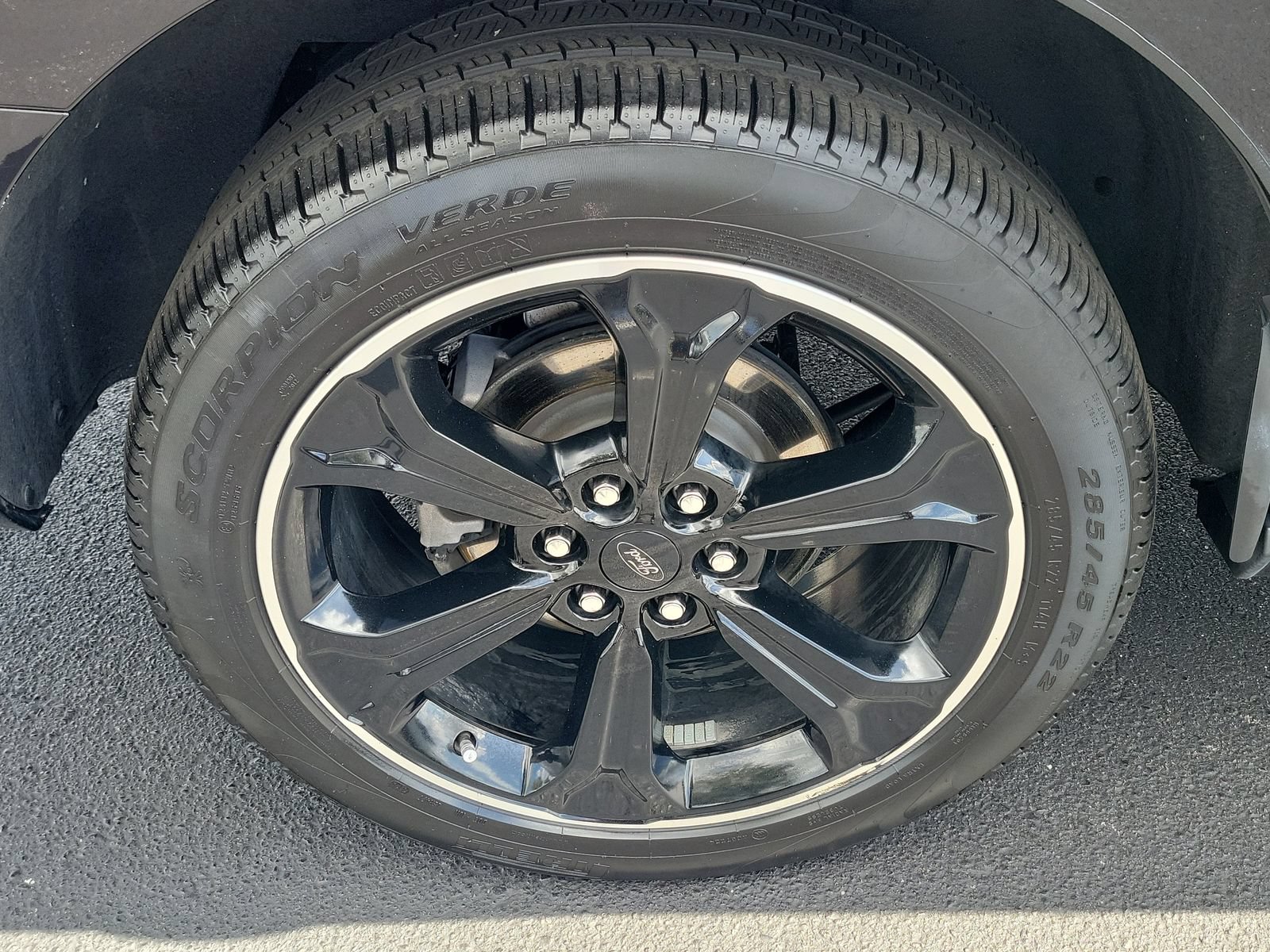 Certified 2024 Ford Expedition Limited RWD image 5