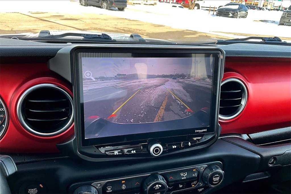 Used 2021 Jeep Gladiator Rubicon w/ Cold Weather Group image 22