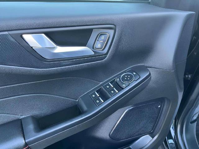 Certified 2024 Ford Escape ST-Line FWD image 16