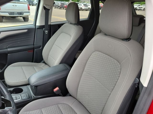 Certified 2022 Ford Escape SE w/ Cold Weather Package AWD/4WD image 5