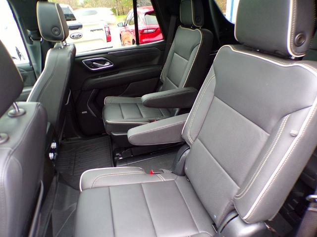 Used 2024 GMC Yukon SLT w/ SLT Luxury Package AWD/4WD image 15