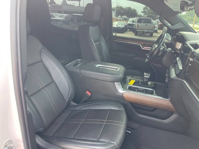 Used 2022 Chevrolet Silverado 1500 High Country w/ Technology Package AWD/4WD image 21