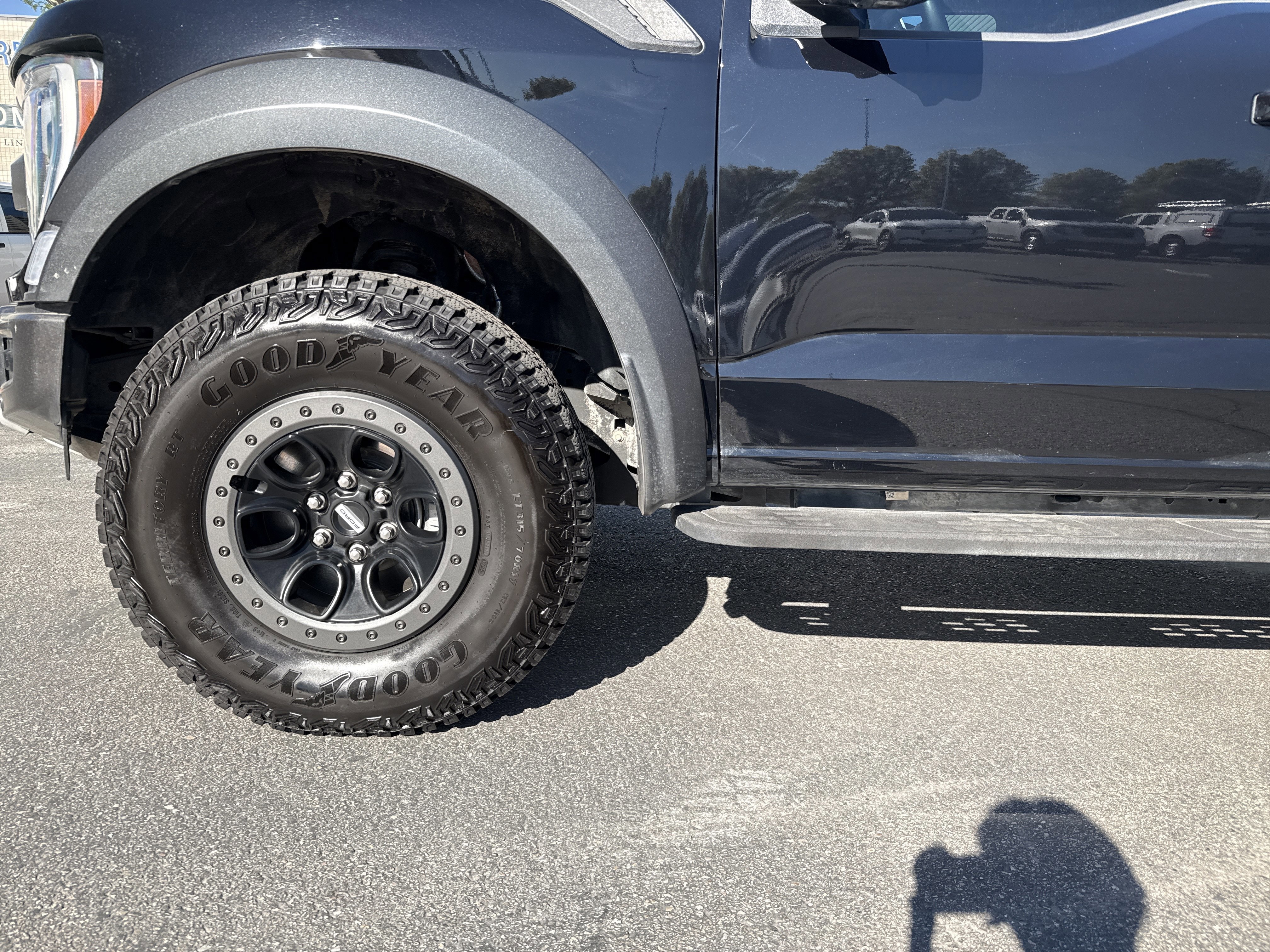 Certified 2022 Ford F150 Raptor w/ Equipment Group 801A High image 33