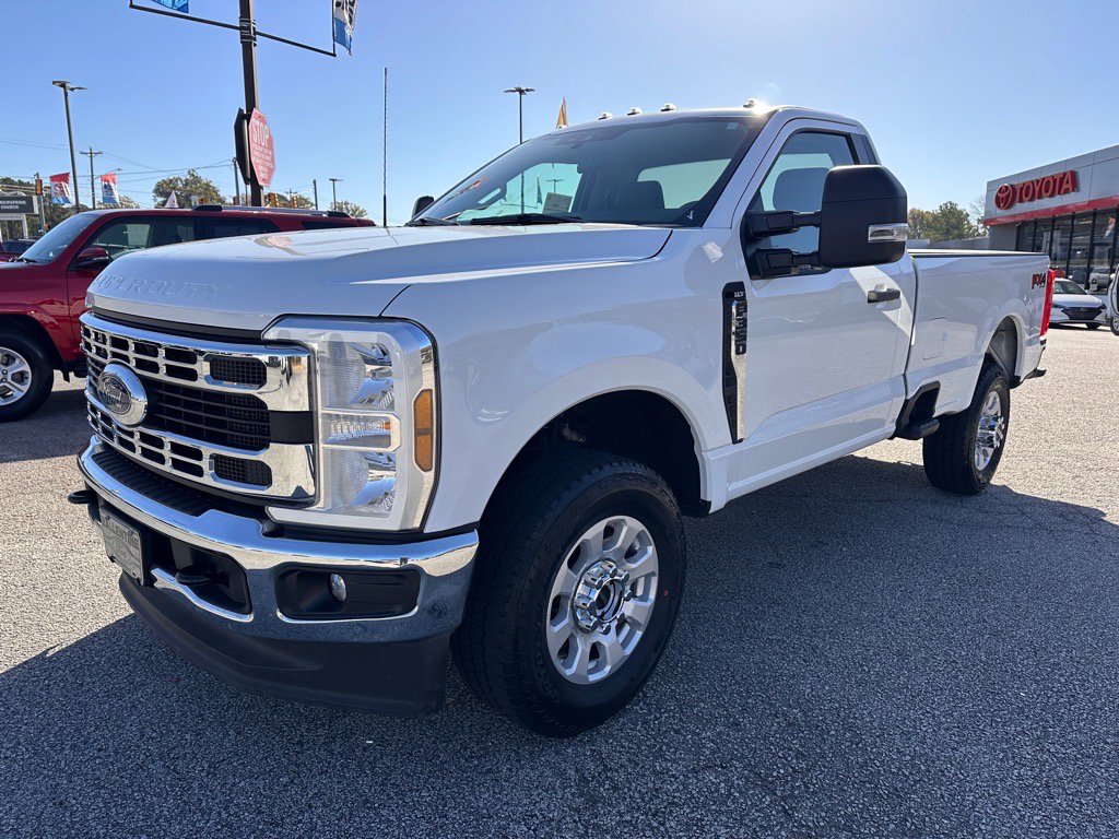 Certified 2024 Ford F350 XLT w/ FX4 Off-Road Package image 7
