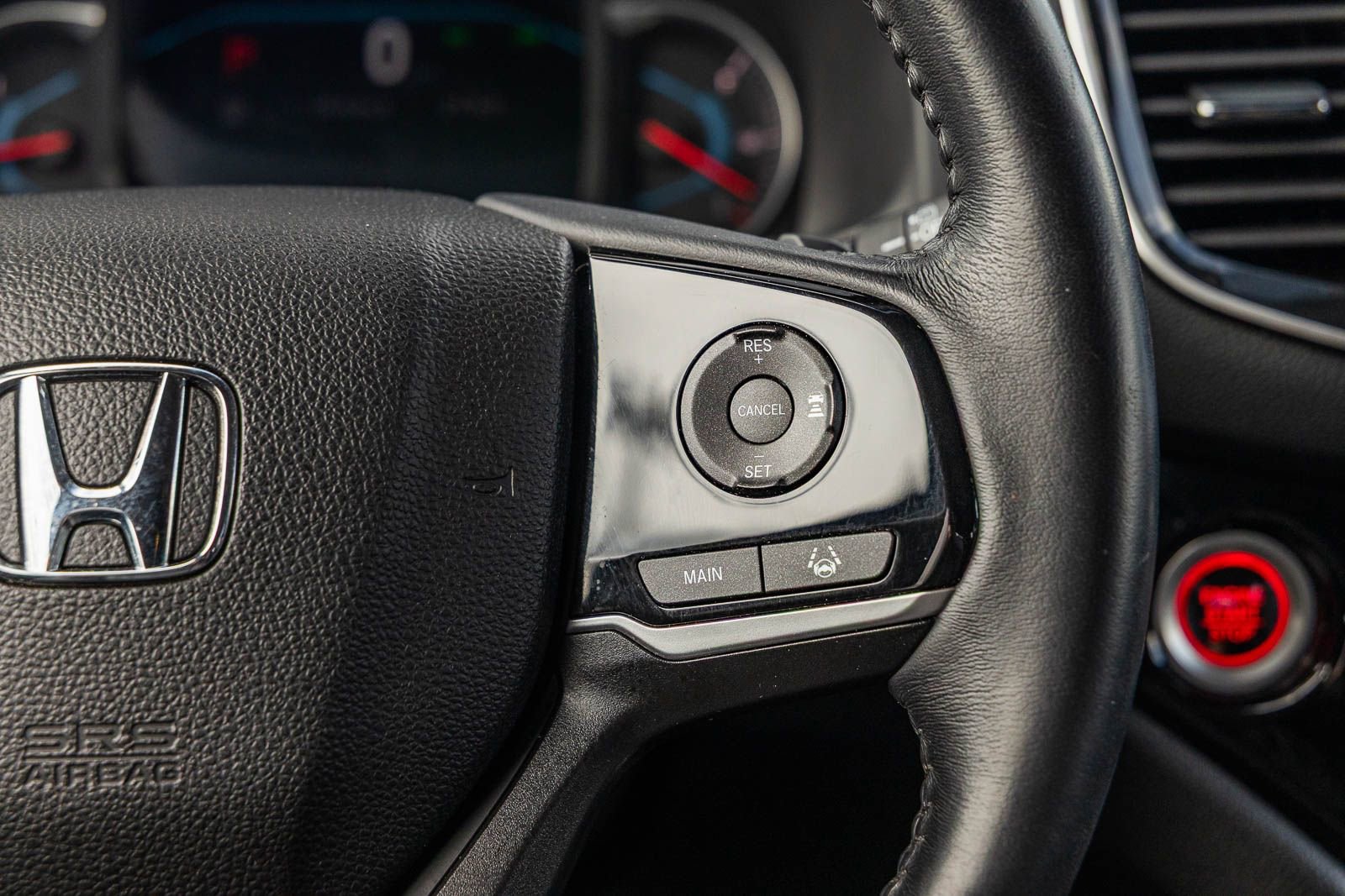 Used 2021 Honda Pilot Touring image 29