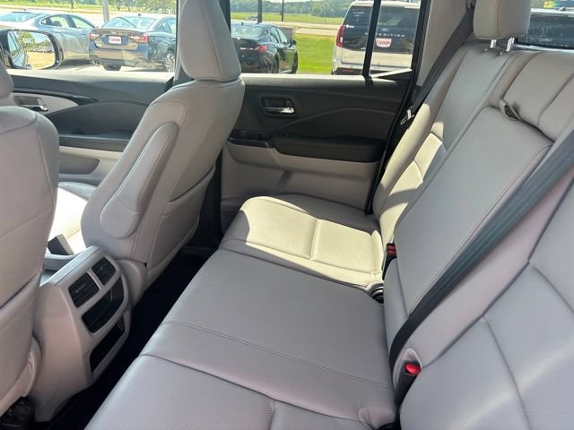 Used 2020 Honda Ridgeline RTL-E image 16