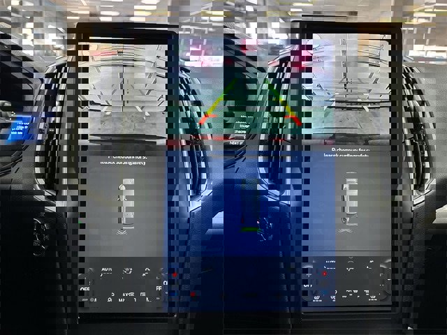 Certified 2024 Ford Edge SEL w/ Convenience Package image 9