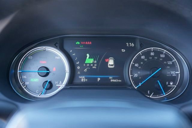 Used 2021 Toyota Venza Limited image 24