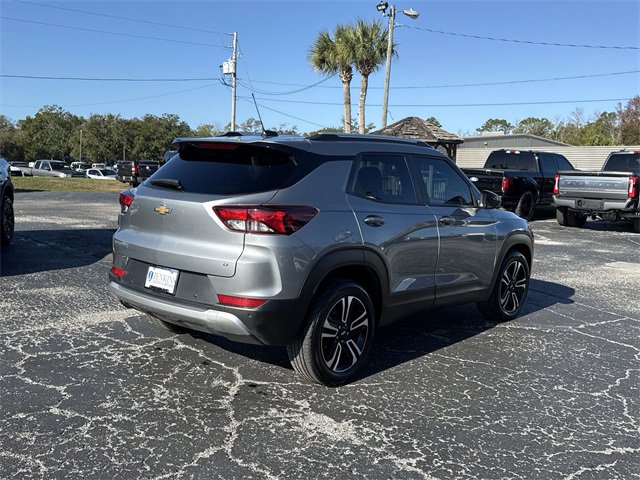 Used 2024 Chevrolet TrailBlazer LT w/ LT Cold Weather Package image 46