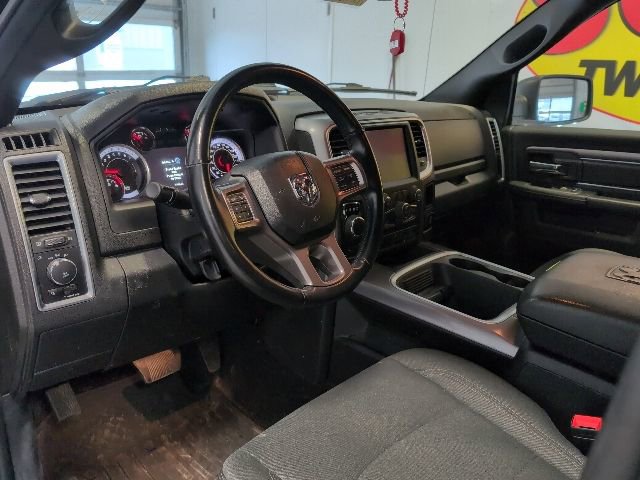 Used 2022 RAM 1500 Classic Warlock AWD/4WD image 9