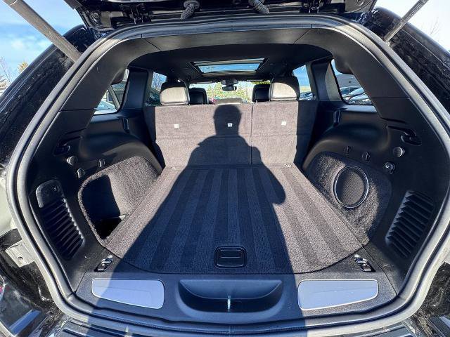 Used 2019 Jeep Grand Cherokee Limited w/ Luxury Group II image 16