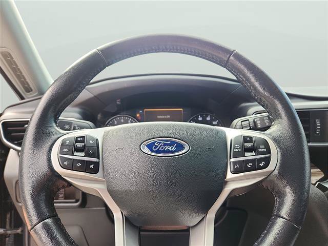 Certified 2022 Ford Explorer Limited w/ Limited Technology Package AWD/4WD image 20