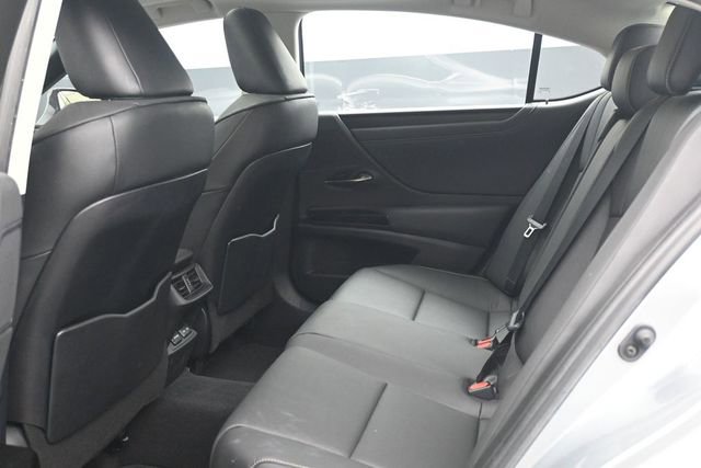 Used 2024 Lexus ES 350 w/ Premium Package FWD image 5
