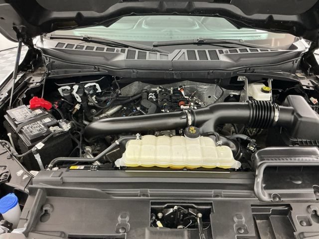 Certified 2025 Ford F150 Lariat w/ Tow/Haul Package AWD/4WD image 31