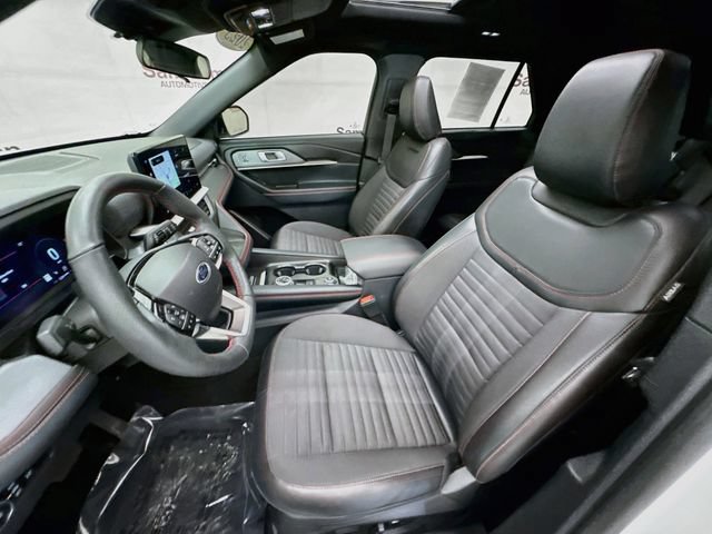 Certified 2025 Ford Explorer ST-Line AWD/4WD image 22