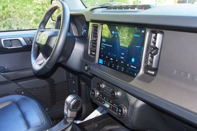 Certified 2025 Ford Bronco Badlands AWD/4WD image 10