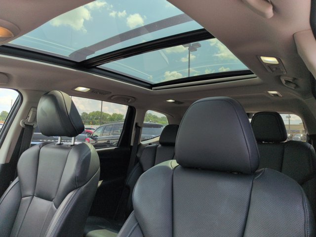 Used 2024 Subaru Ascent Touring AWD/4WD image 29