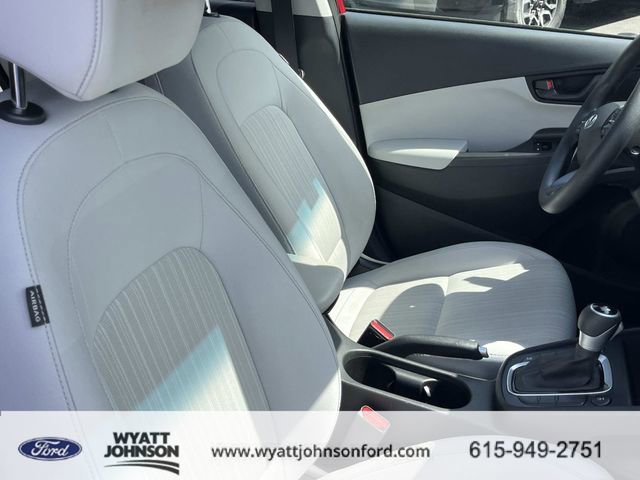 Used 2023 Hyundai Kona SEL AWD/4WD image 24