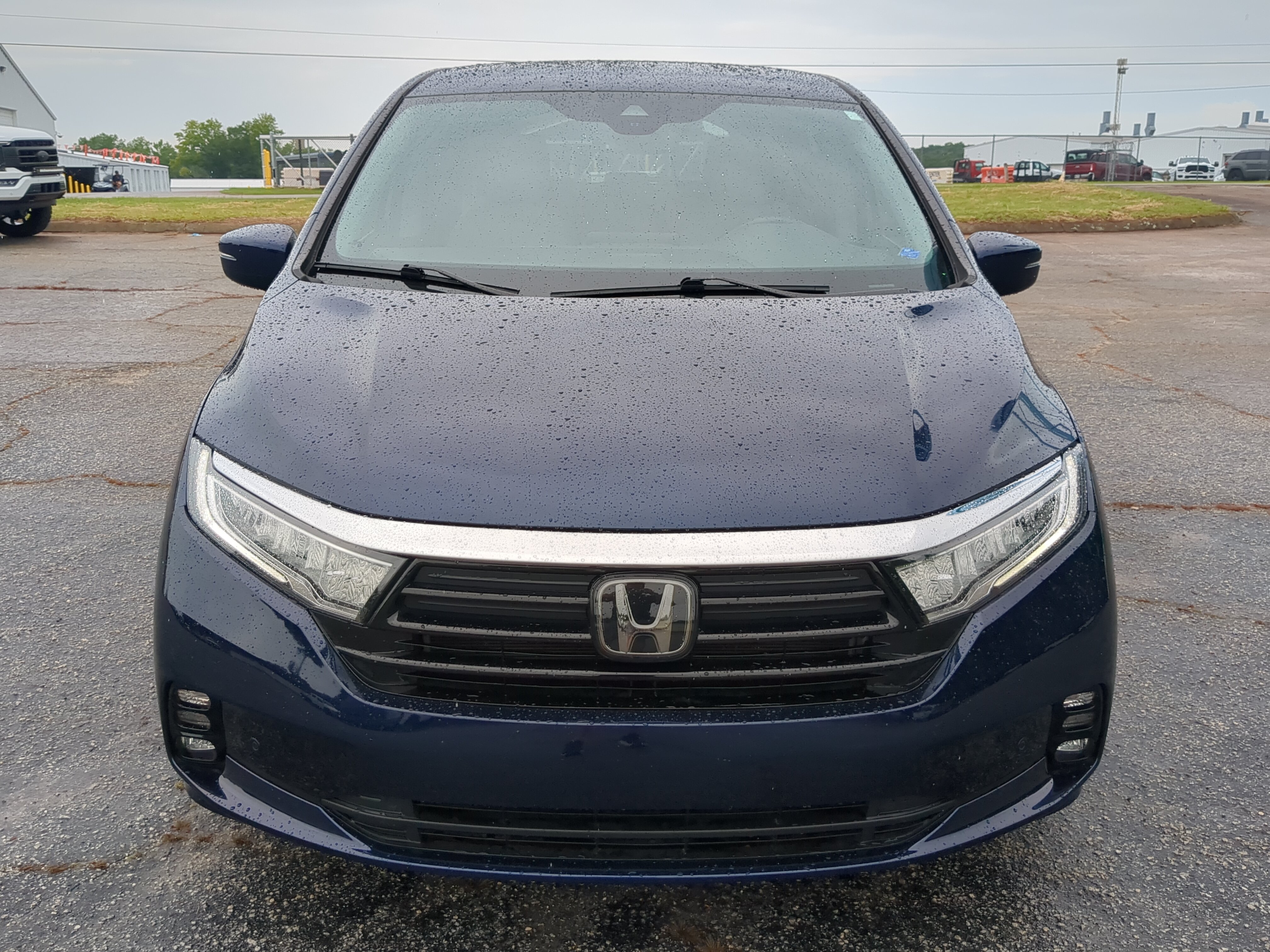 Used 2023 Honda Odyssey Elite image 7