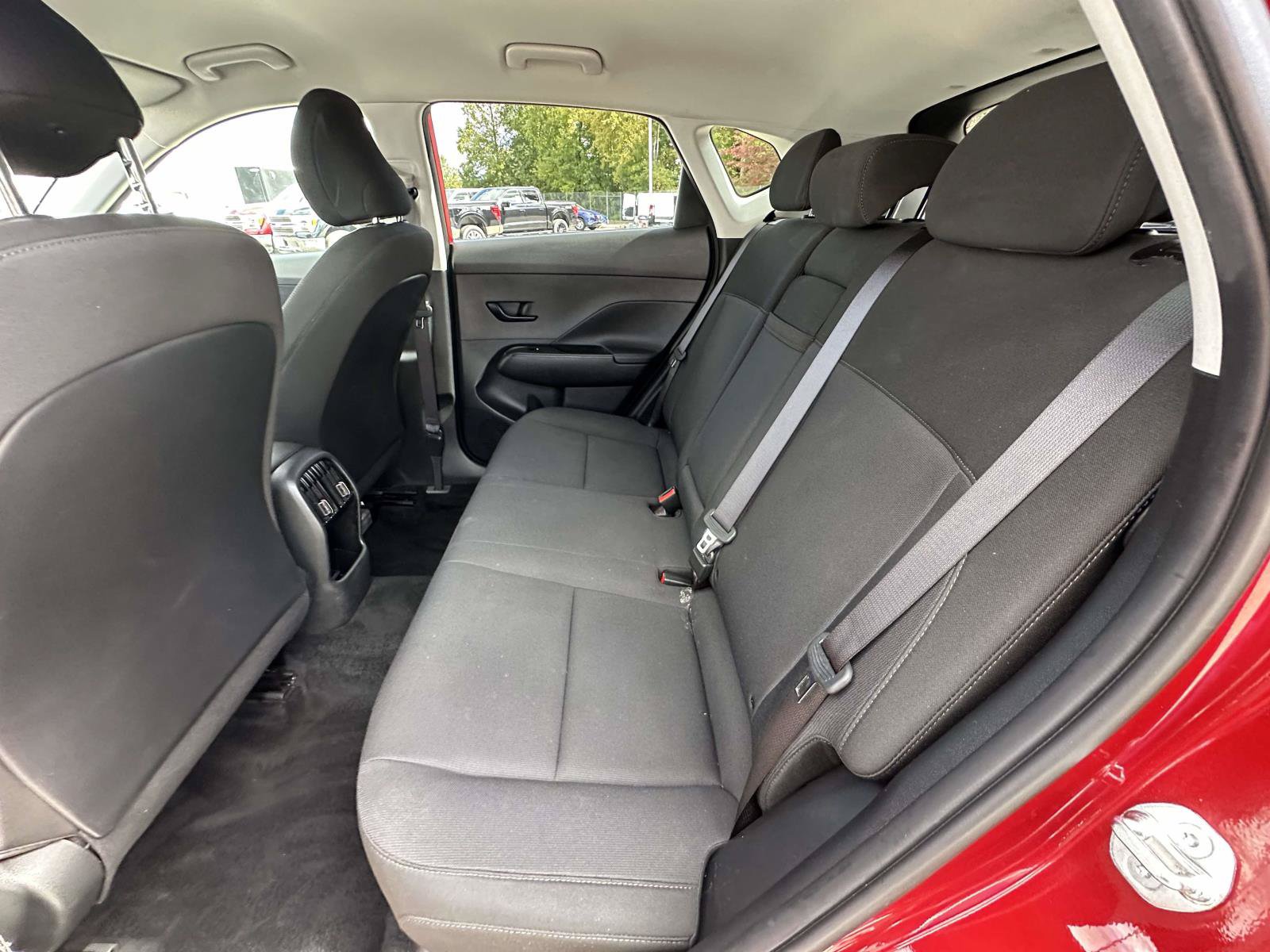 Used 2025 Hyundai Kona SEL AWD/4WD image 31