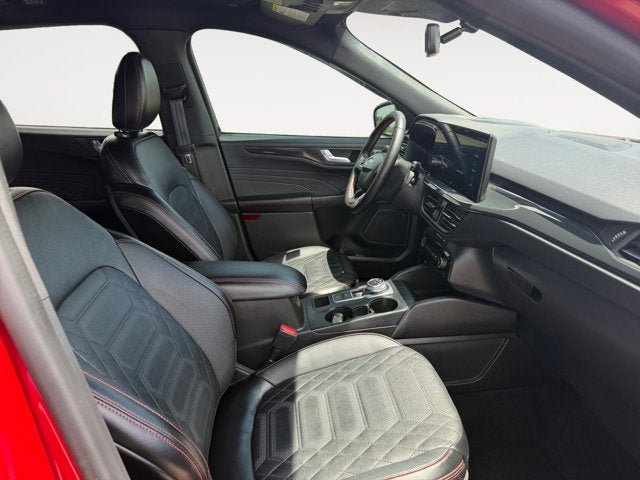 Certified 2024 Ford Escape ST-Line Elite w/ Premium Technology Package AWD/4WD image 15