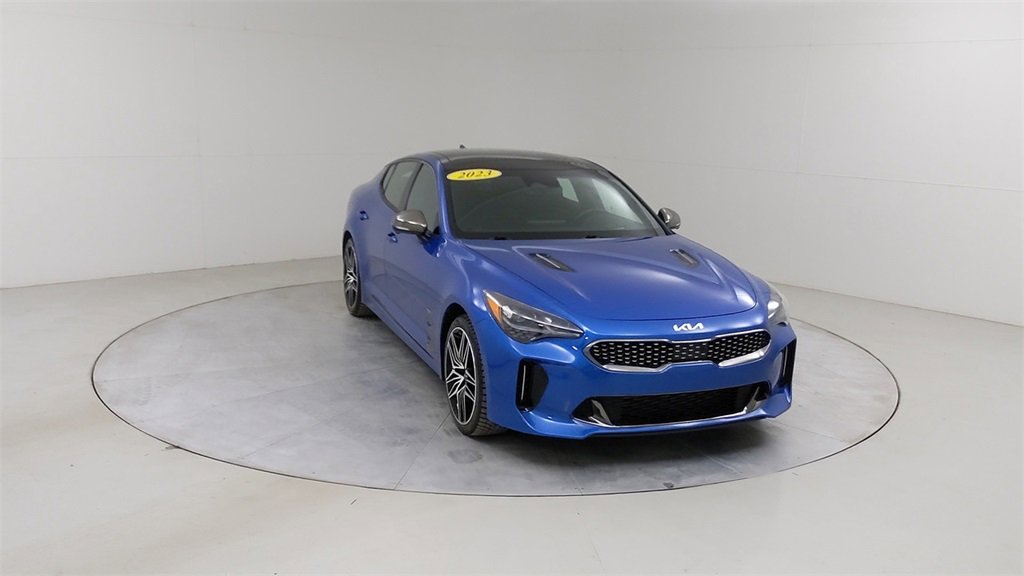 Used 2023 Kia Stinger GT2 image 10