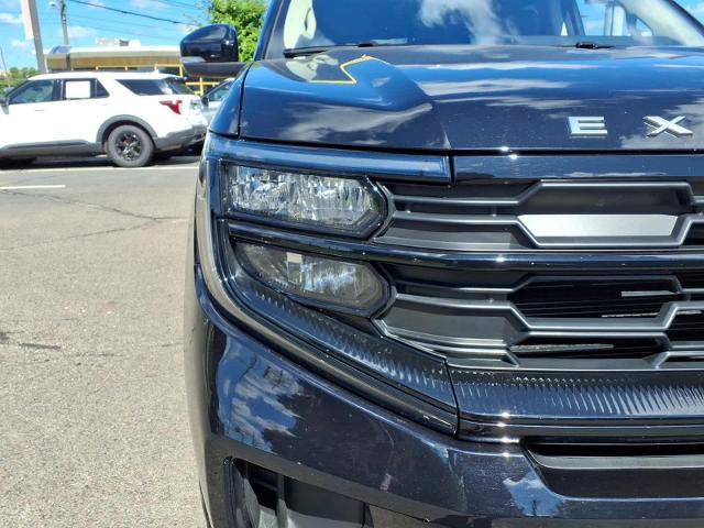 Certified 2025 Ford Expedition Active AWD/4WD image 11