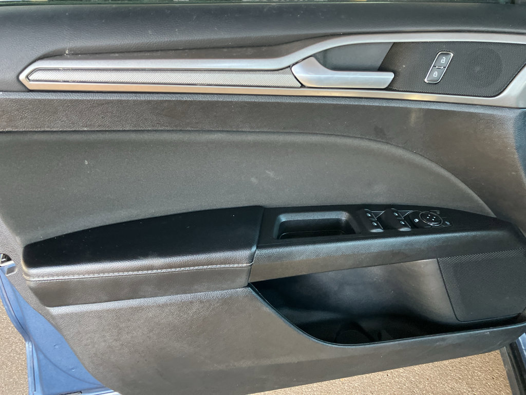 Certified 2019 Ford Fusion SE image 22