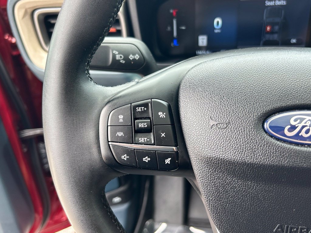 Certified 2025 Ford Maverick Lariat AWD/4WD image 38