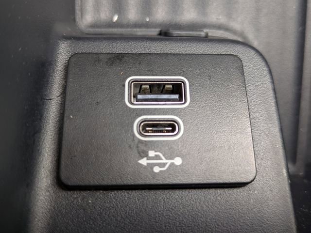 Certified 2025 Ford Expedition Platinum AWD/4WD image 23