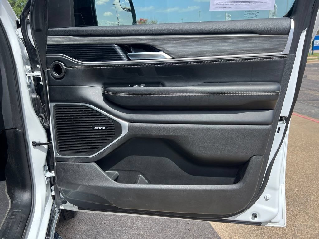 Used 2023 Jeep Wagoneer Series II w/ Premium Group I RWD image 19