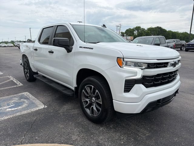 Used 2024 Chevrolet Silverado 1500 RST w/ Convenience Package II AWD/4WD image 3