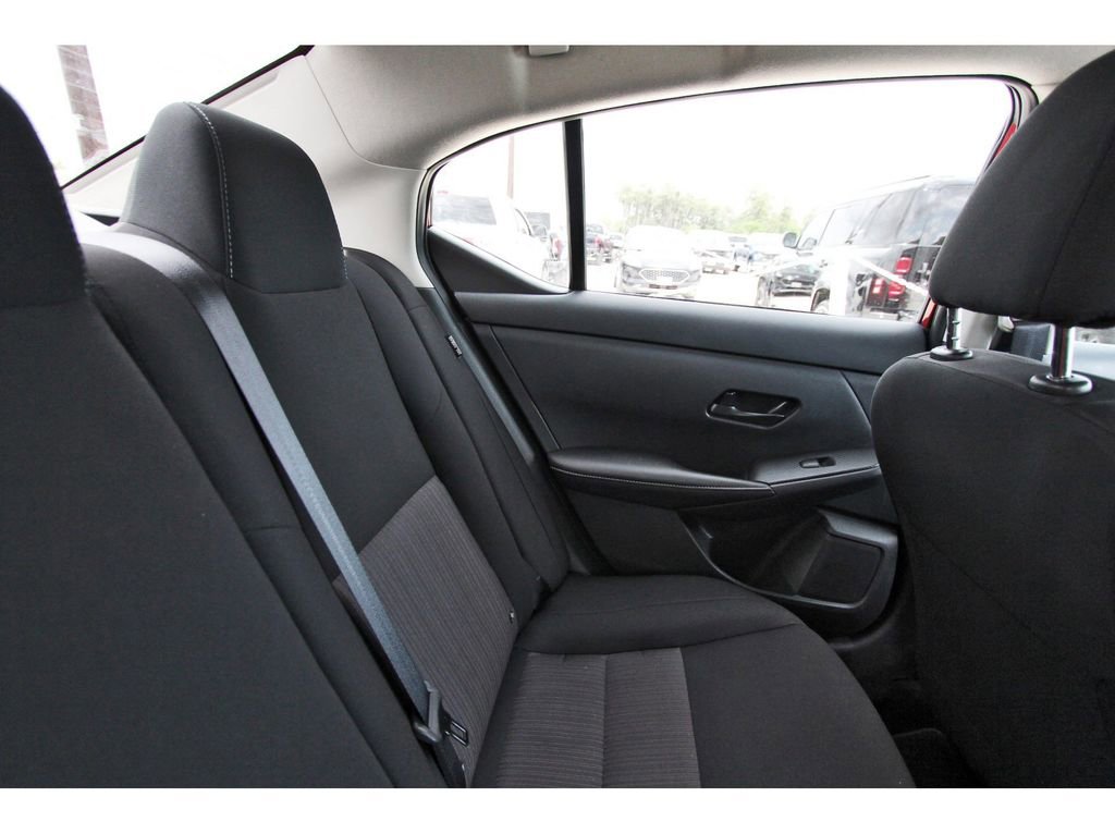 Used 2025 Nissan Sentra SV w/ All-Weather Package FWD image 13