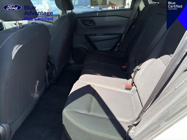 Used 2024 Nissan Rogue S FWD image 13