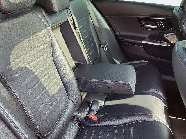 Used 2024 Mercedes-Benz C 300 Sedan image 25