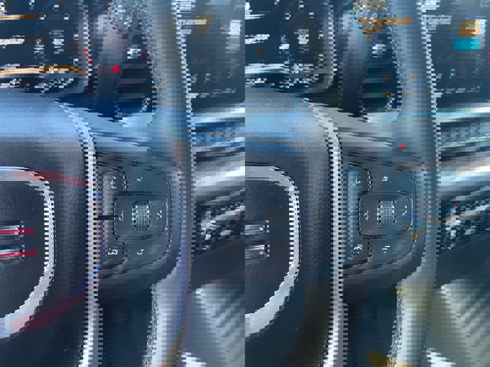 Used 2024 GMC Sierra 1500 Elevation image 10