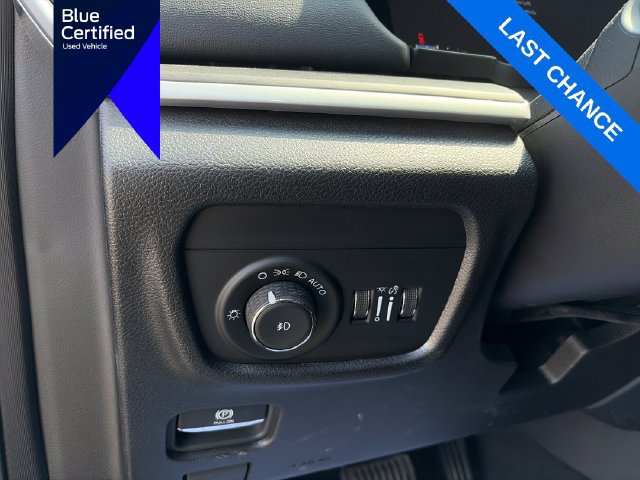 Used 2025 Jeep Grand Cherokee L Limited AWD/4WD image 11