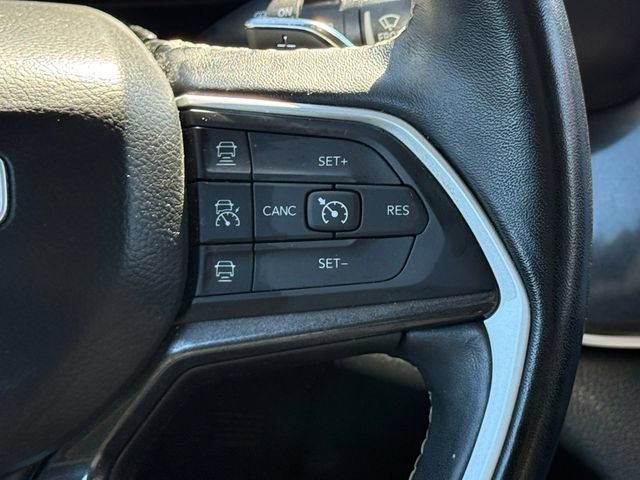 Used 2022 Jeep Grand Cherokee L Laredo w/ Luxury Tech Group I AWD/4WD image 31