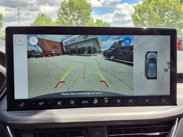 Certified 2024 Ford Escape Platinum AWD/4WD image 10