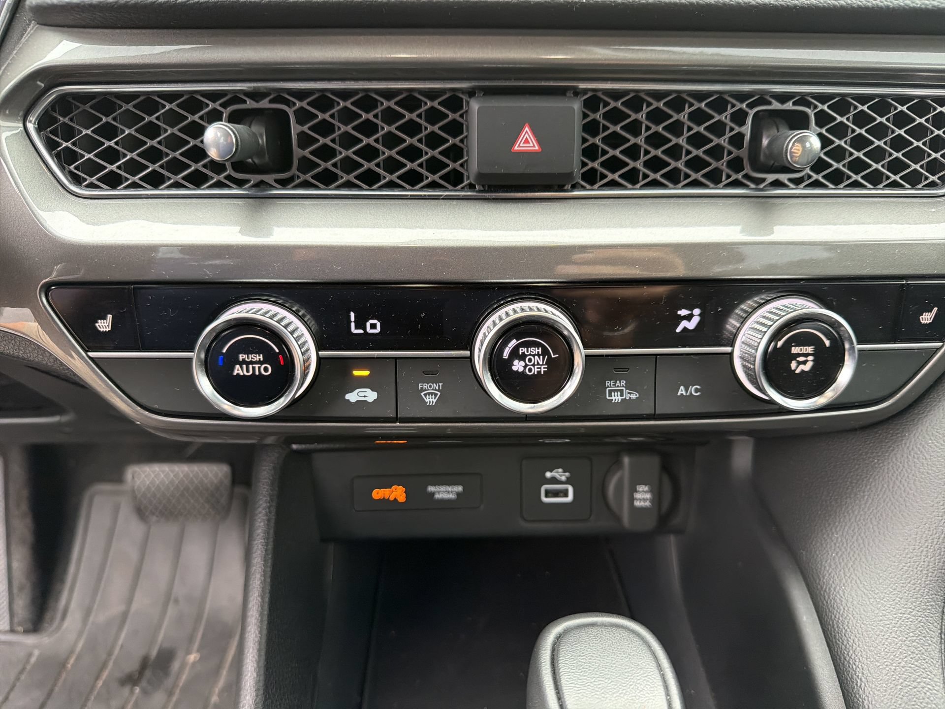 Used 2025 Acura Integra FWD image 4