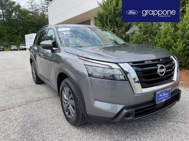 Used 2023 Nissan Pathfinder SV