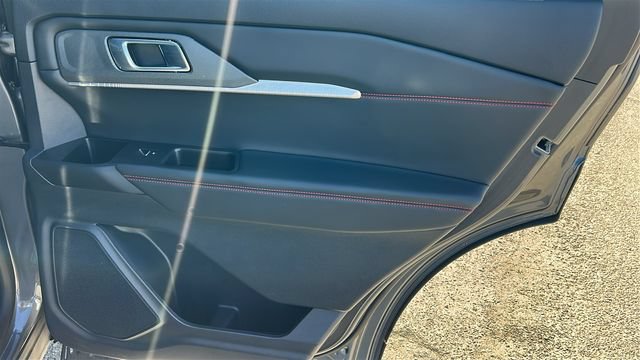 Certified 2025 Ford Explorer ST-Line w/ Premium Package RWD image 12
