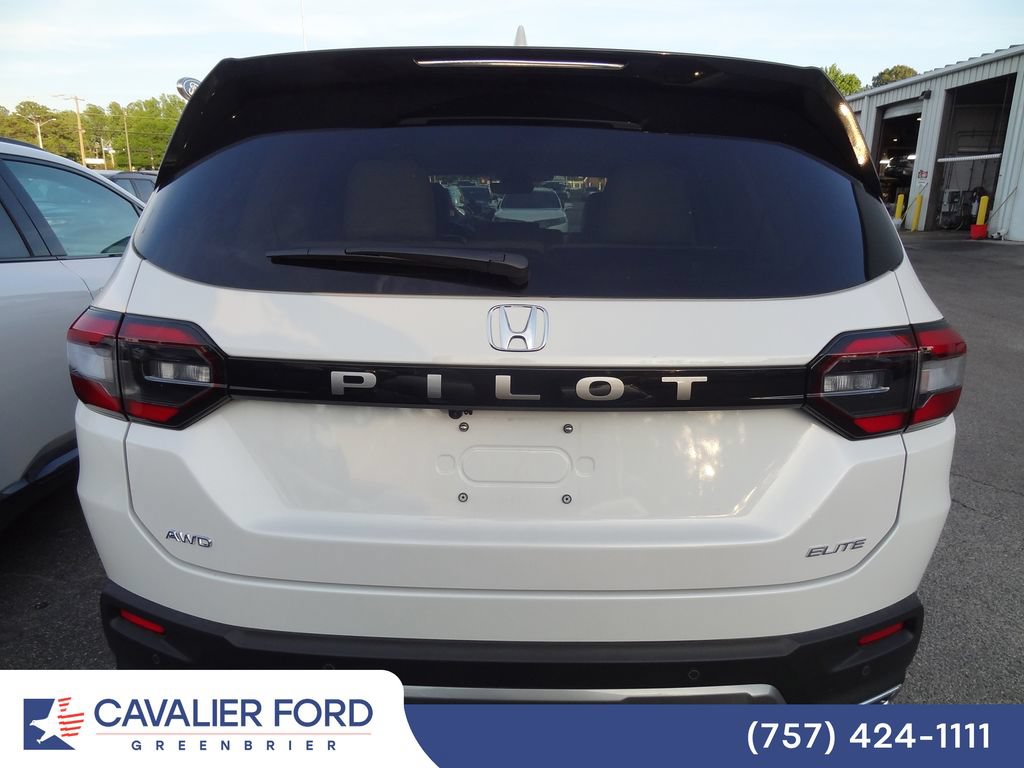 Used 2026 Honda Pilot Elite image 5