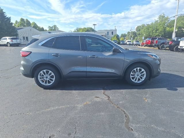 Certified 2022 Ford Escape SE w/ Convenience Package FWD image 2