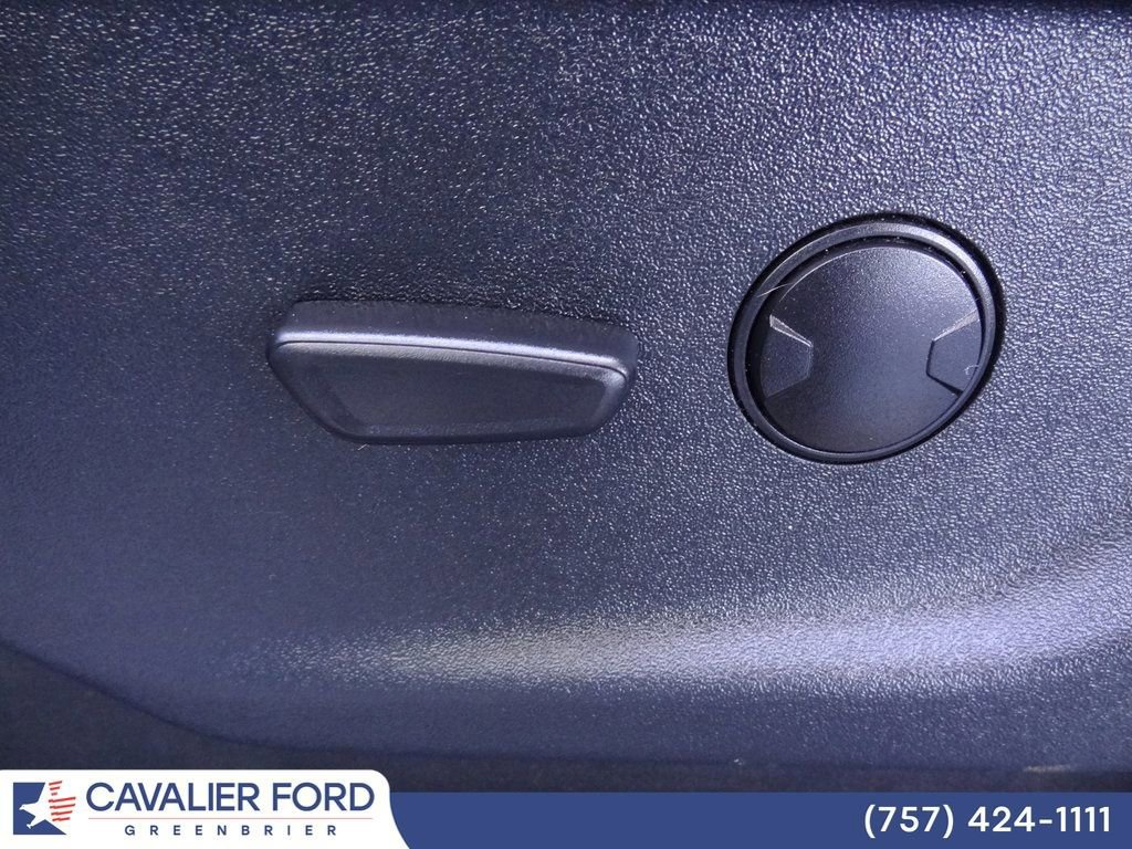 Certified 2025 Ford F150 XLT w/ Equipment Group 301A Standard AWD/4WD image 15