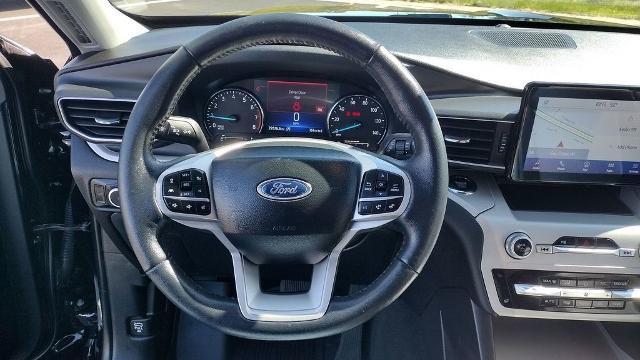 Certified 2023 Ford Explorer XLT w/ Equipment Group 202A AWD/4WD image 9