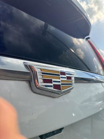 Used 2018 Cadillac Escalade Platinum image 8